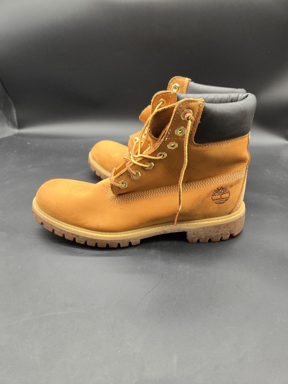 Timberland Men's Premium 6-Inch Waterproof Leather 9.5 Boot Style 10061